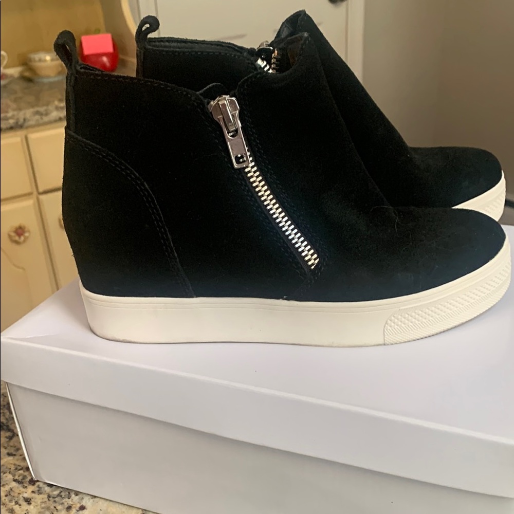 Steve Madden Black Suede High-Top Sneakers